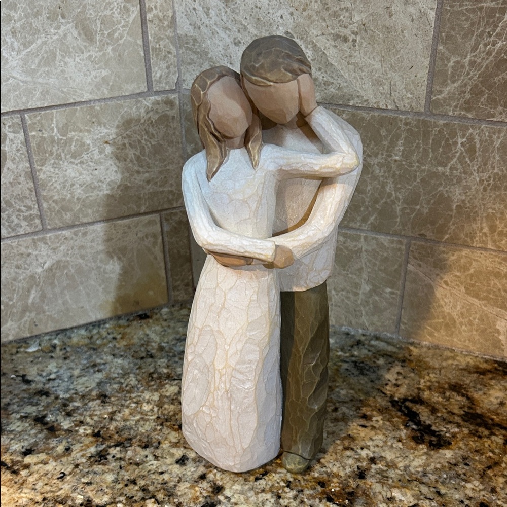 Willow Tree ‘Together’ Figurine by Susan Lordi (yr. 2000), 9”, EUC